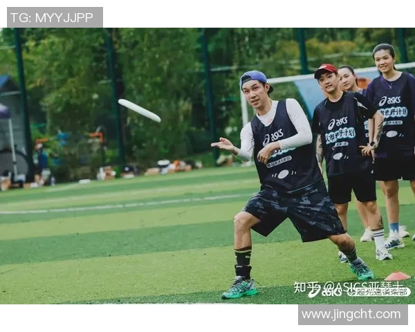 飞盘热潮下的追梦旅程：黄军的飞盘生涯与心路历程分享